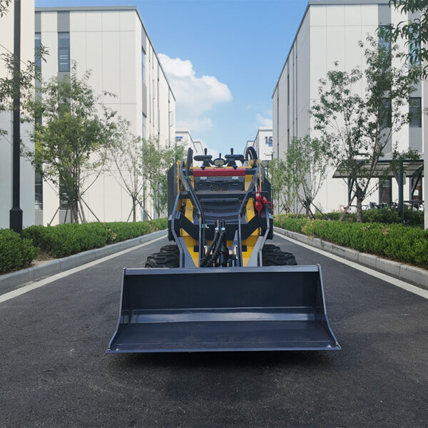 DJI_20250630161110_0080_D High Quality Compact Crawler Front End Seat Driving Mini Track Telescopic Skid Steer Loader with Attachments