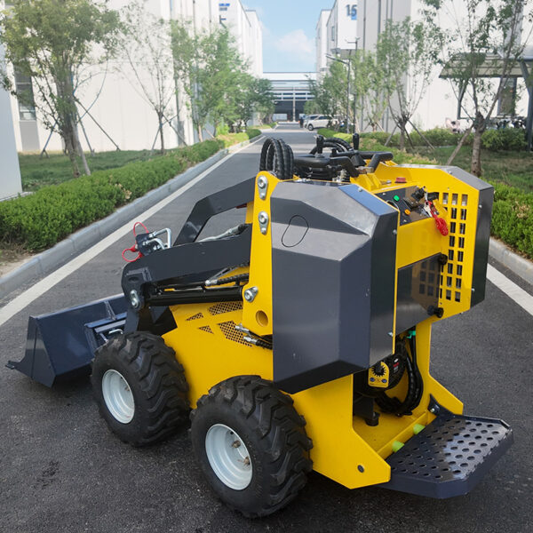 DJI_20250630161410_0098_D High Quality Compact Crawler Front End Seat Driving Mini Track Telescopic Skid Steer Loader with Attachments
