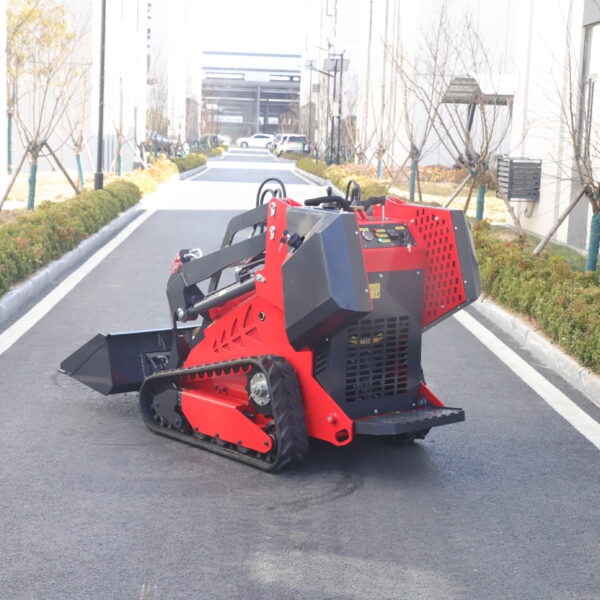 IMG_8139 Mini Skid Steer Crawler Loader With 25Hp Kubota diesel Engine and Three Pumps and Three Valves