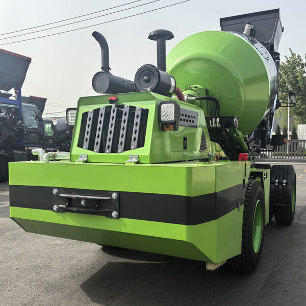 微信图片_202505061007271 Meter Mobile Self Loading Concrete Mixer Truck Self Punking Mobile Concrete Mixer Trucks